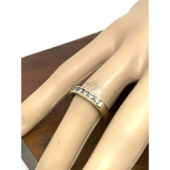 Women's Wedding Band Diamond 0.10ctw 14k Yellow Gold Stackable Ring Size 6 - Picture 14 of 14